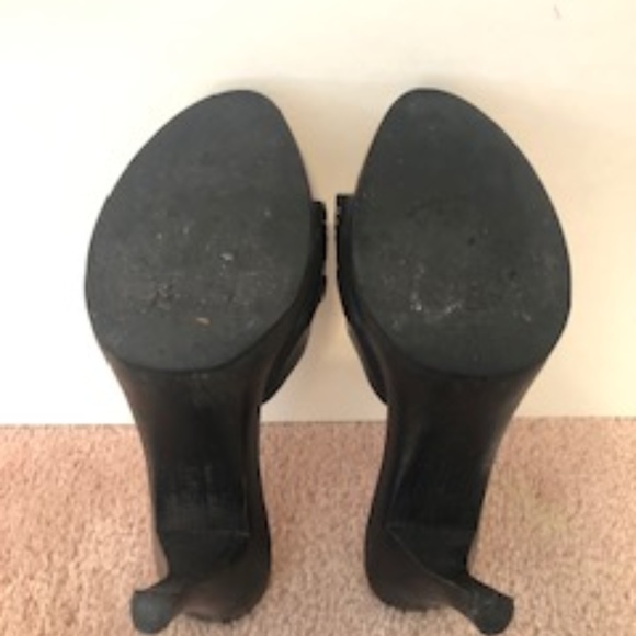 Michael Kors Black Leather Mule/Clog with tie bow - Picture 5 of 5